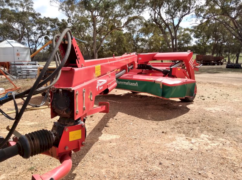 Kverneland Taarup 4332 CT Flail Mower Conditioner