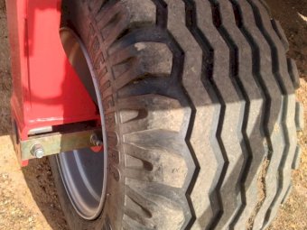 Kverneland Taarup 4332 CT Flail Mower Conditioner