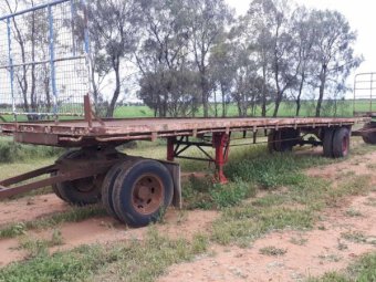 39ft Freighter Flat Top Strap Trailer
