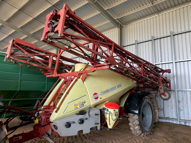 2010 Hardi Commander 5036 Boom Spray