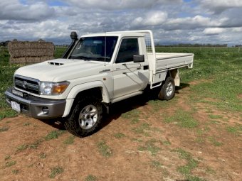 2018 Toyota GXL Landcruiser