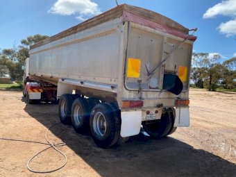 Under Auction - (A198) 1978 3800 Atkinson Prime Mover with 1978 Alcan 31 ft  Trailer 