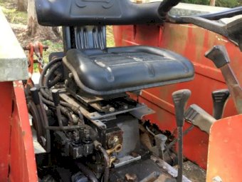 Massey Ferguson 254 tractor and slasher