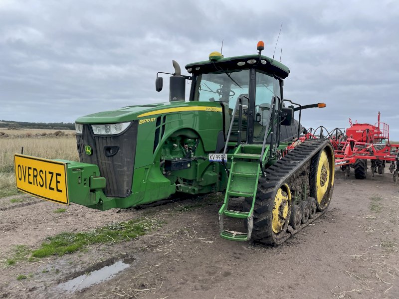 2014 John Deere 8370RT Tractor