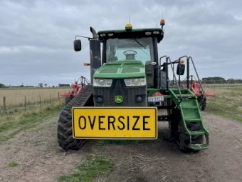 2014 John Deere 8370RT Tractor