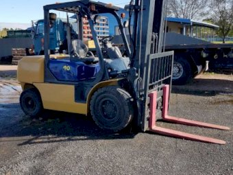 Komatsu 4 tonne Fork Lift