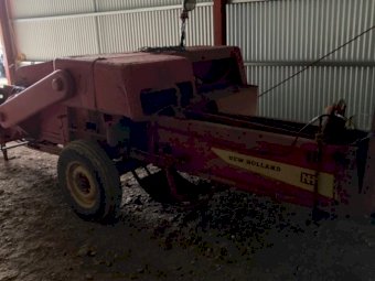 New Holland 281 Small Square Baler