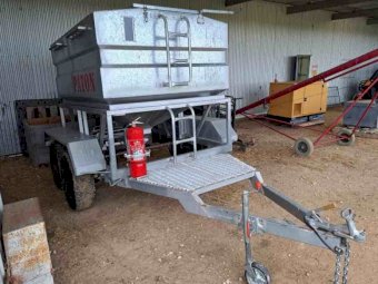 2017 Dual Axle Paton Feeder