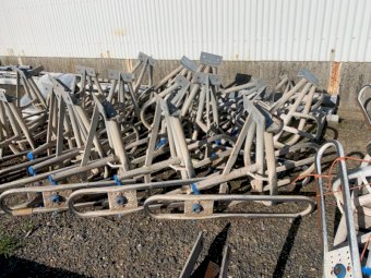 40 Dairy King stall gates 720mm spacings