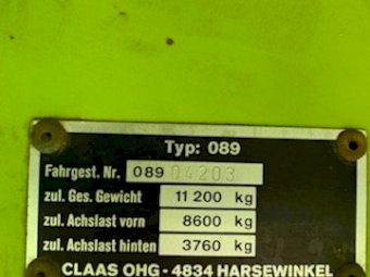 1986 Claas Dominator 96 Header With 25Ft Front