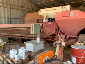 International 726 PTO Header