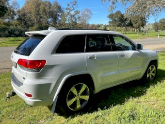 2014 Jeep Grand Cherokee Overland 4x4 Wagon