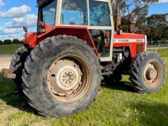 Massey Ferguson 2640  Tractor