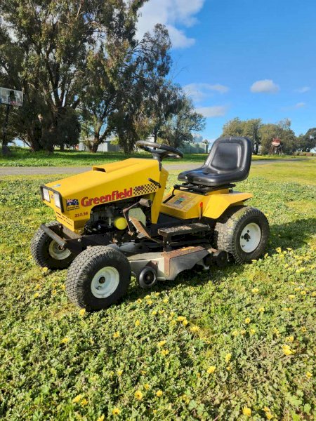 Greenfield Fastcut 34" Ride on Mower