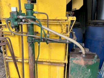 Morton Baker Wool Press