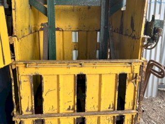 Morton Baker Wool Press