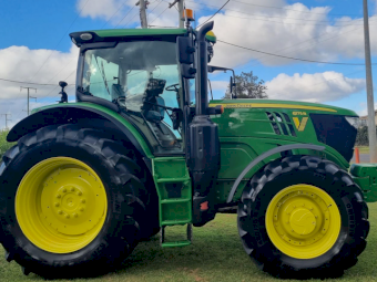 2019 John Deere 6175R 4WD Tractor