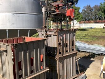 Sunbeam Single bin Wool Press