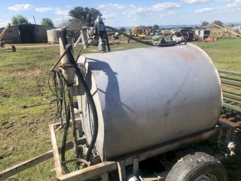 1000 lt Fuel Trailer