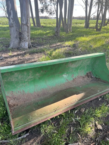 John Deere GP Bucket