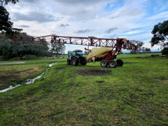 2004 Hardi 5000 Boom Spray with 24m Boom