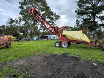 2004 Hardi 5000 Boom Spray with 24m Boom