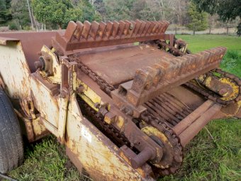 Under Auction - (A201) Schulte RSH4 Rock Picker 