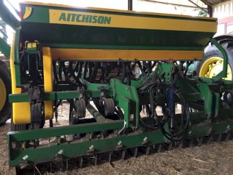 Under Auction - (A201) 2006 Aitchison 8122CT Seeder 