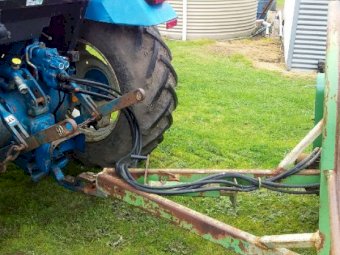 Kerry Side Winder Hay Feeder