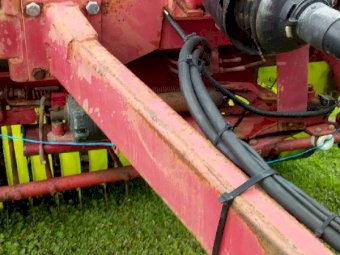 Gehl-Shearer 1470 Round Baler