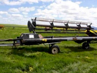21' Macdon Windrower