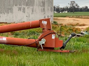 Wheatheart 1071 Swing Away Auger
