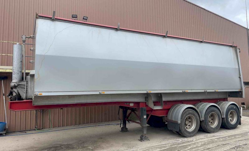 2001 O'Phee Sliding Road Train Lead