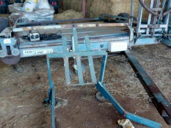 2000 Hay Line 98-4 Accumulator