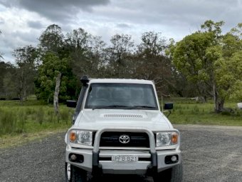 2013 Toyota  Landcrusier Work Mate 4x4 with Alloy tipping tray