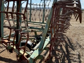 Horwood Bagshaw 15 Leaf Harrows