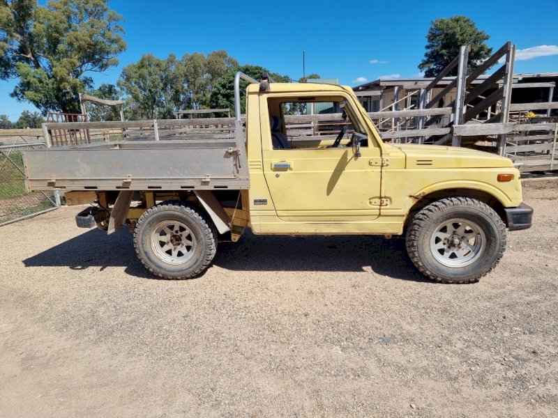 Suzuki Sierra Stockman