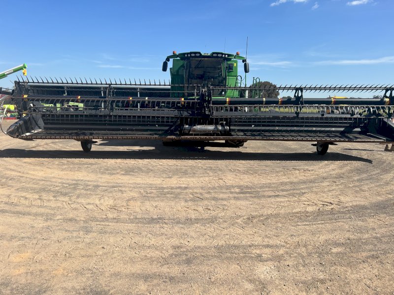 2008 MacDon D60 40 ft Draper front