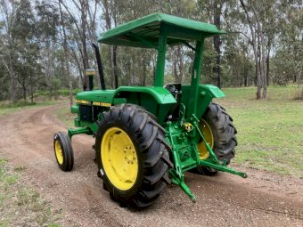 John Deere 1750 Tractor