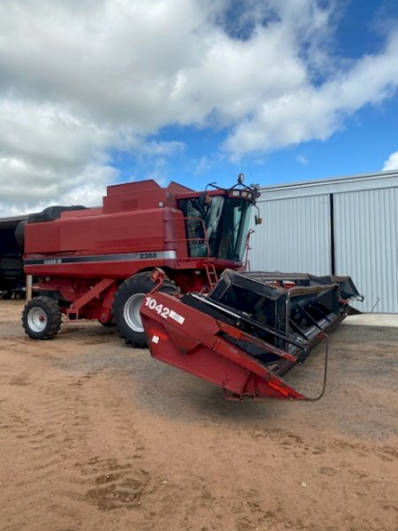 1999 Case IH 2388 Header with 36 ft. 1042 MacDon Front & Trailer