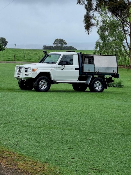 2013 Toyota GXL Landcruiser Ute