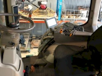 2013 John Deere 8260R Tractor