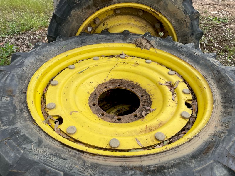 John Deere Dual Rims