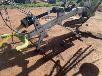 Class Liner 2700 Hay Rake