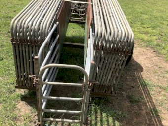 Thornton Portable Sheep Yards