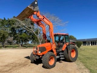 Kubota M135X Tractor with FEL