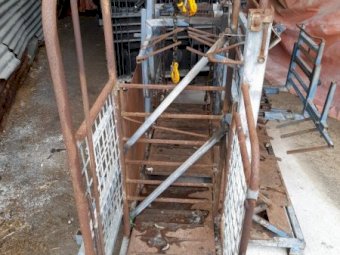 Draffen Sheep Handler