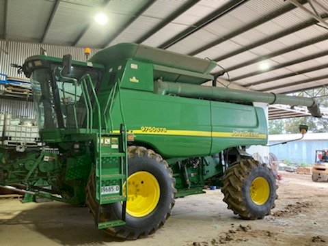 2002 John Deere 9750 4WD Rice Header