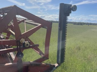 Versatile 20ft PTO Windrower