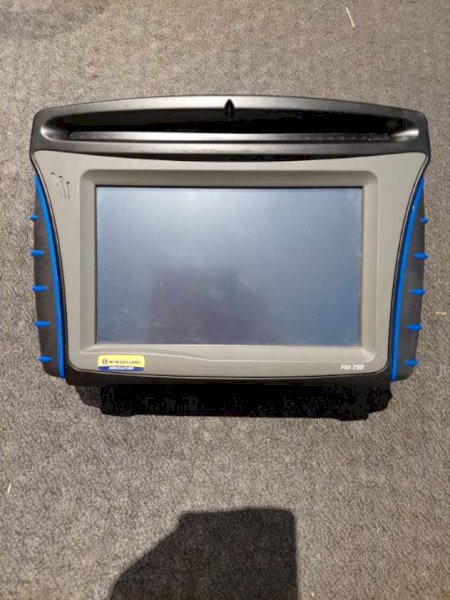 Trimble 750 Screen with Ez Steer